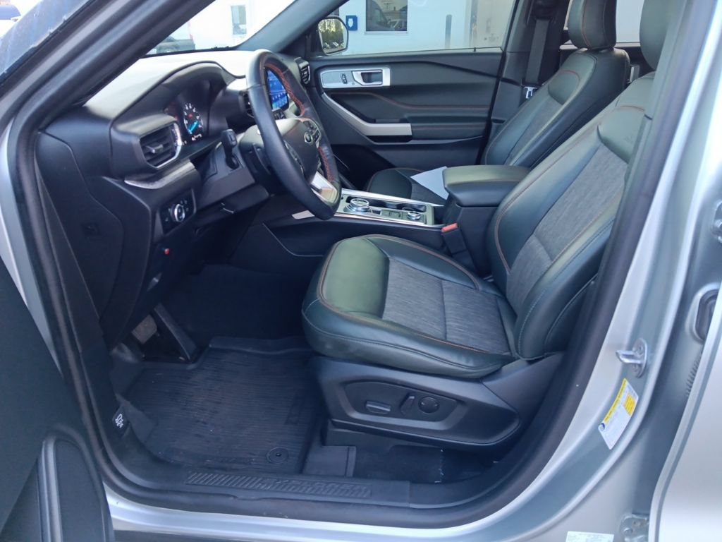 Used 2023 Ford Explorer Timberline w/ Timberline Technology Package AWD/4WD image 33