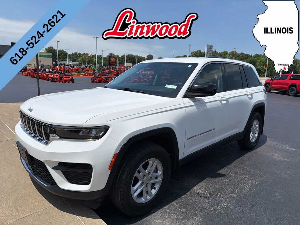 Used 2023 Jeep Grand Cherokee Laredo w/ Luxury Tech Group I