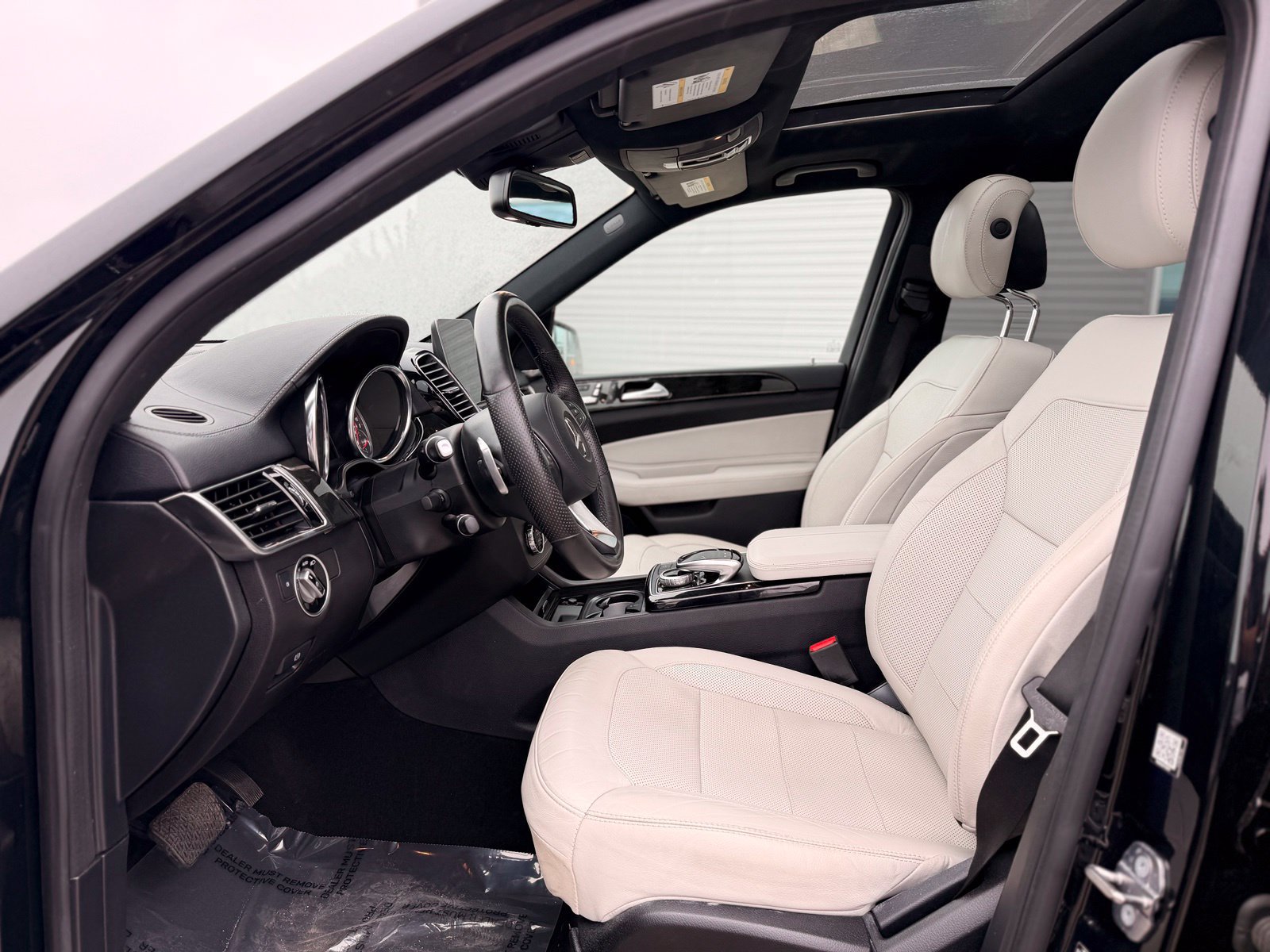 Used 2019 Mercedes-Benz GLS 450 4MATIC image 25