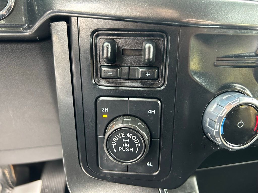 Certified 2023 Ford F150 XLT w/ Equipment Group 302A High image 31