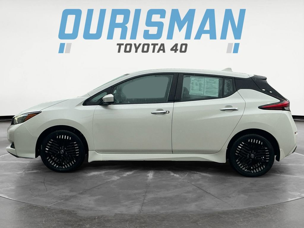 Used 2023 Nissan Leaf SV Plus image 3