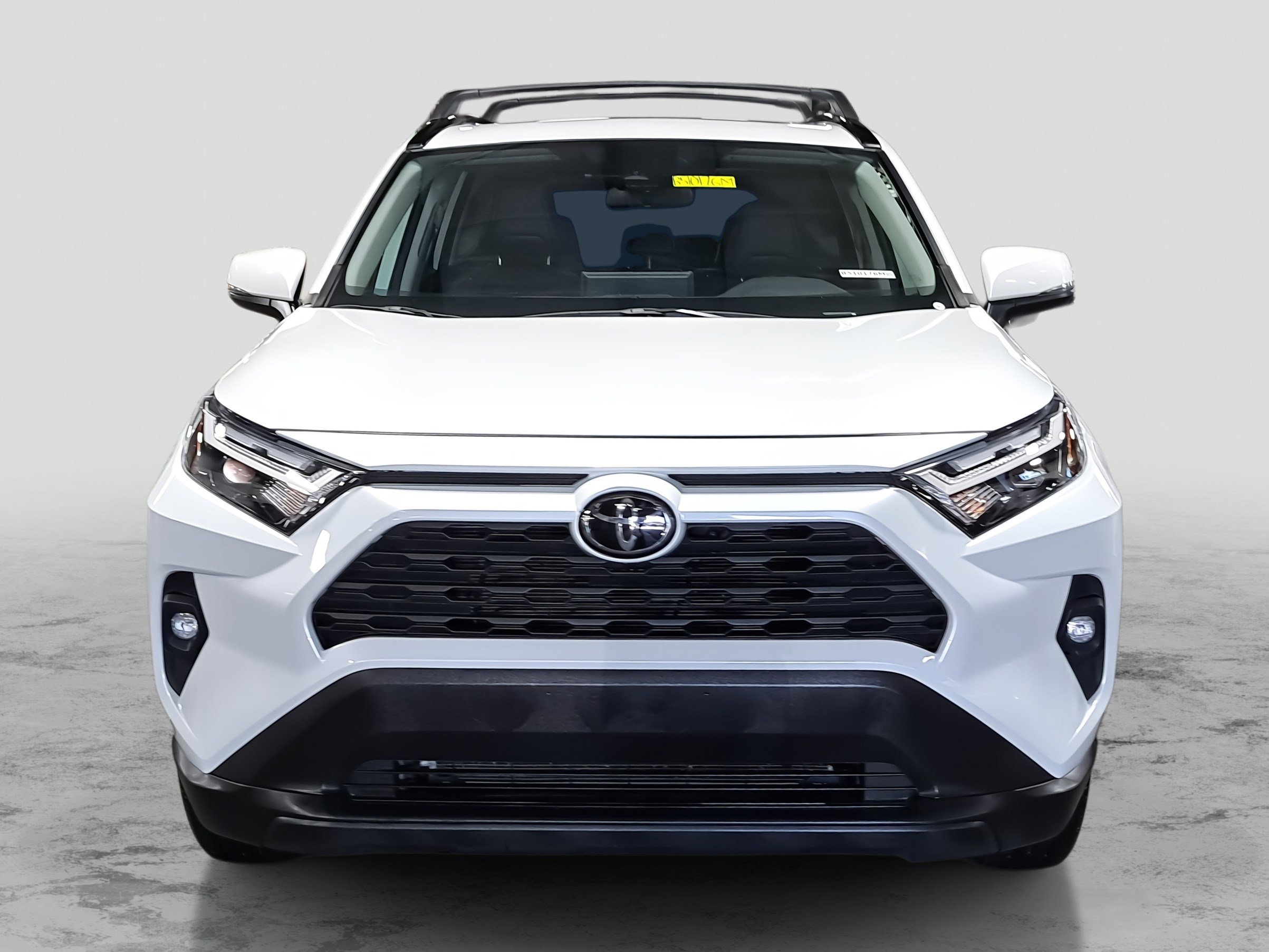 Used 2025 Toyota RAV4 XLE Premium image 2