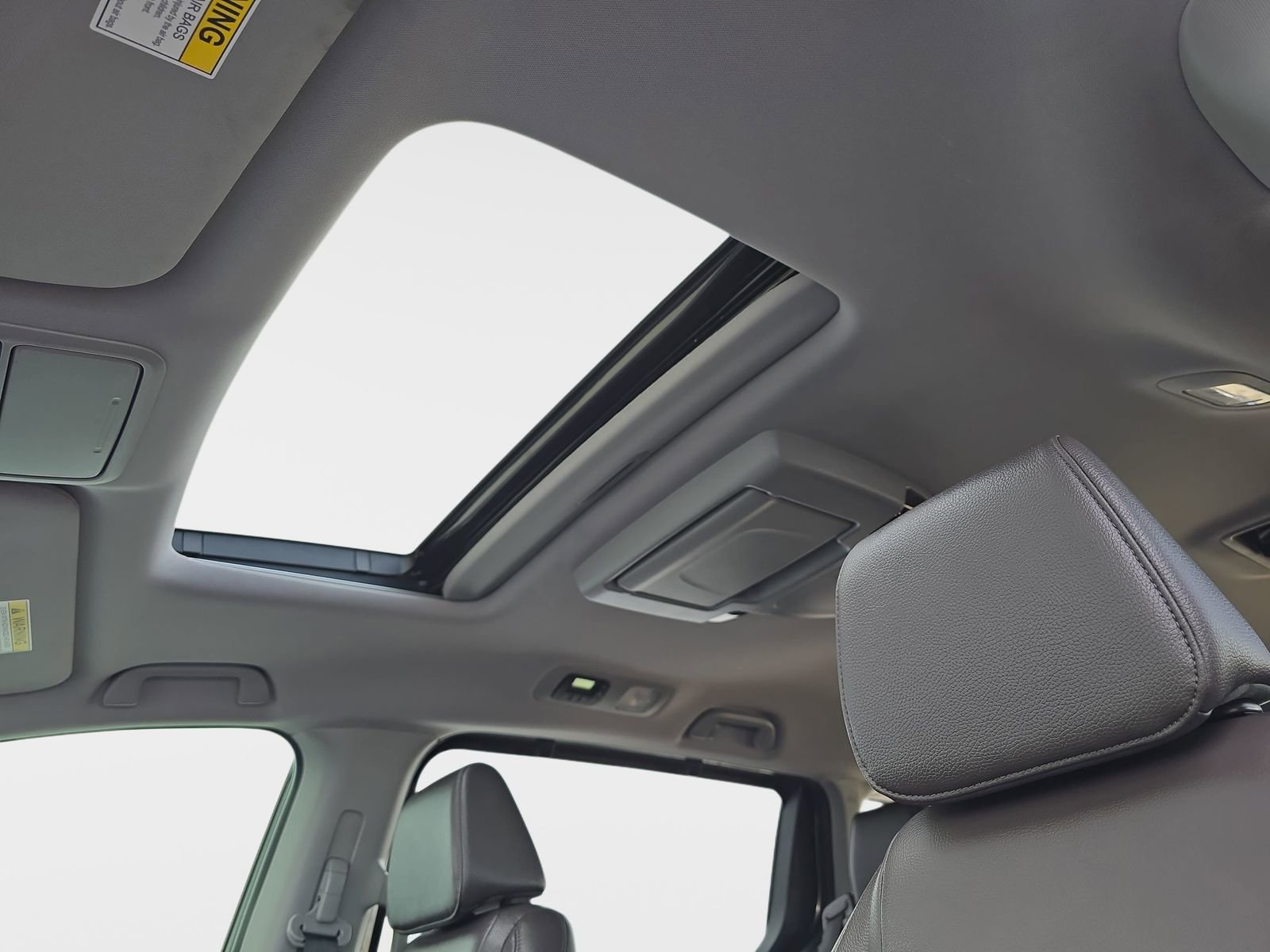 Used 2018 Honda Odyssey Touring image 32