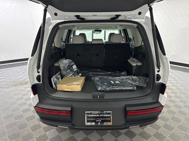 New 2026 Hyundai Santa Fe SE image 18