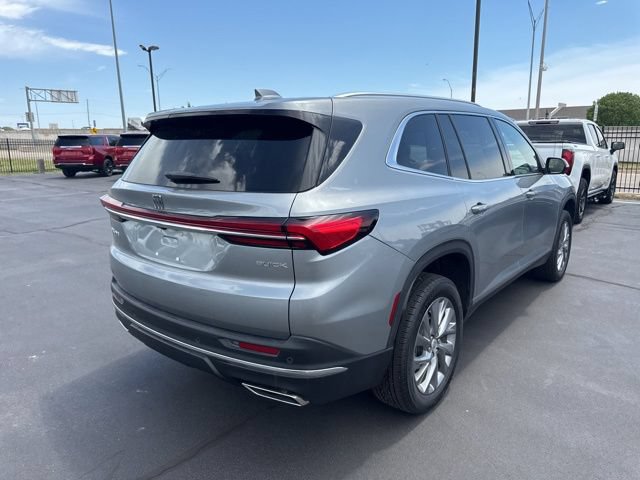 Used 2025 Buick Enclave Preferred FWD image 3