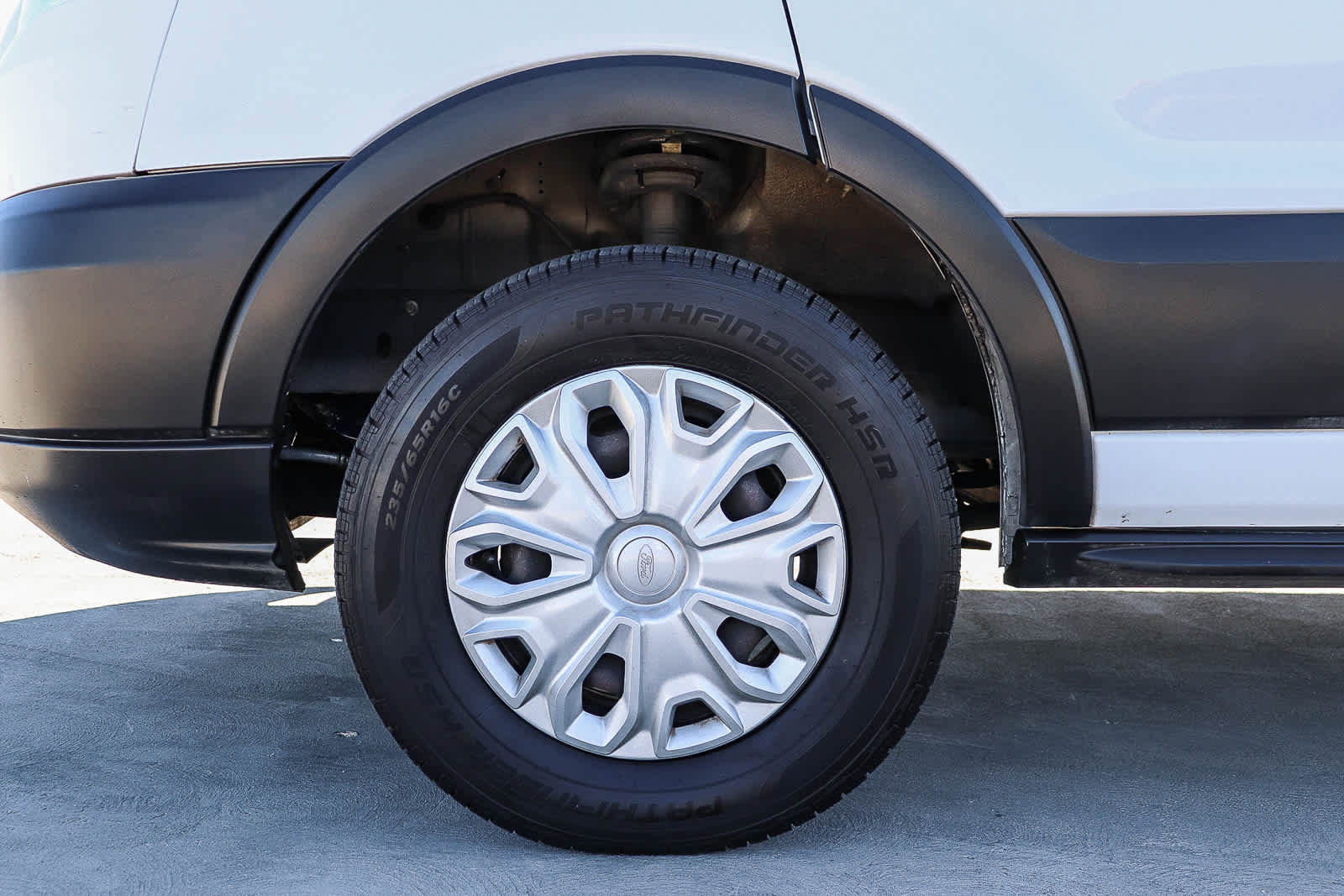 Used 2019 Ford Transit 350 XLT image 11