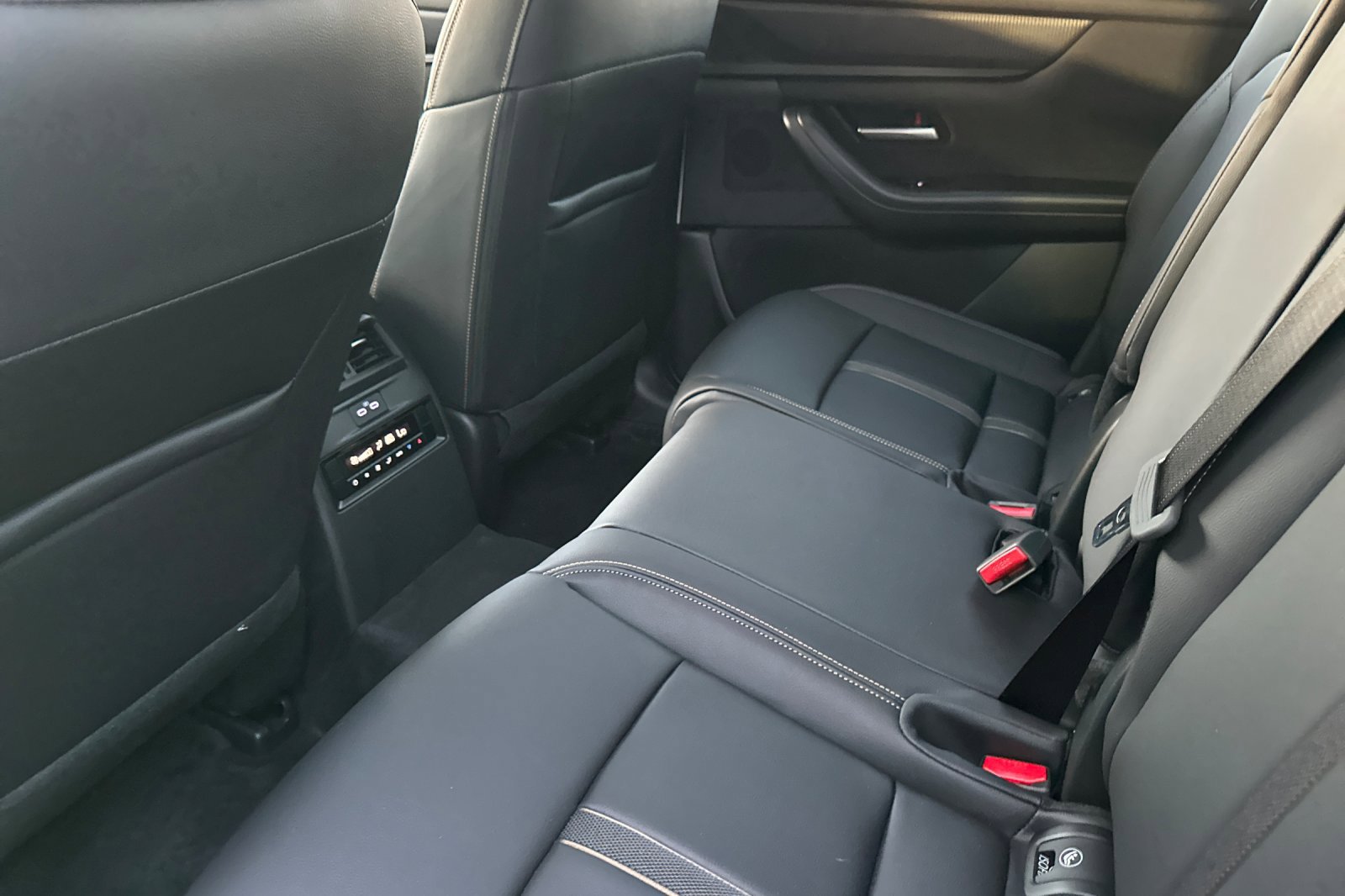 New 2026 MAZDA CX-90 3.3 Turbo w/ Select Package image 13