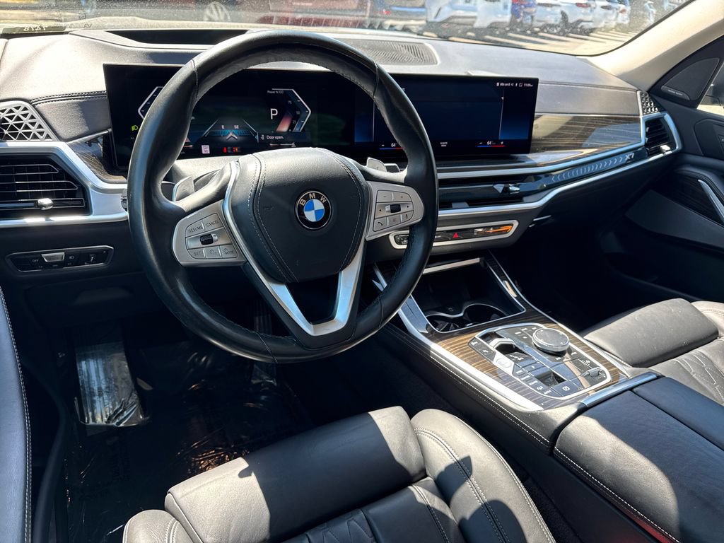 Used 2023 BMW X7 xDrive40i AWD/4WD image 22