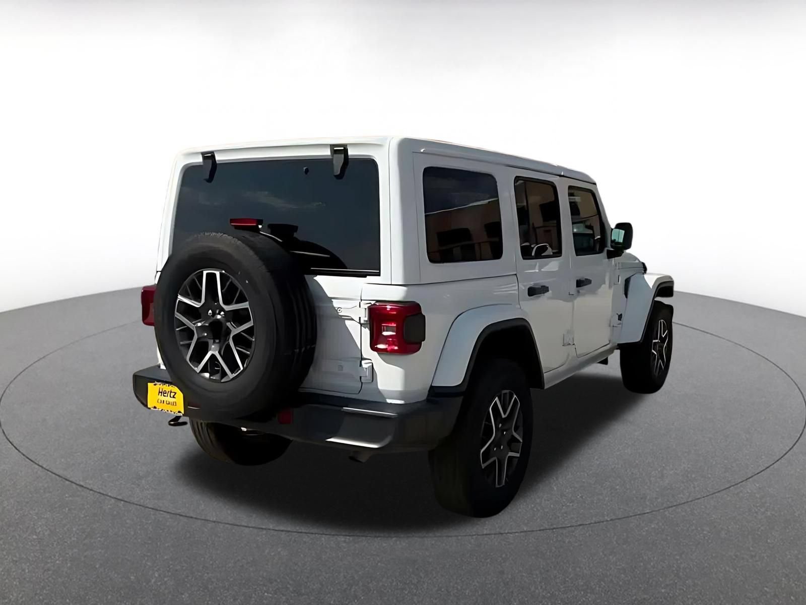 Used 2025 Jeep Wrangler Unlimited Sahara AWD/4WD image 14
