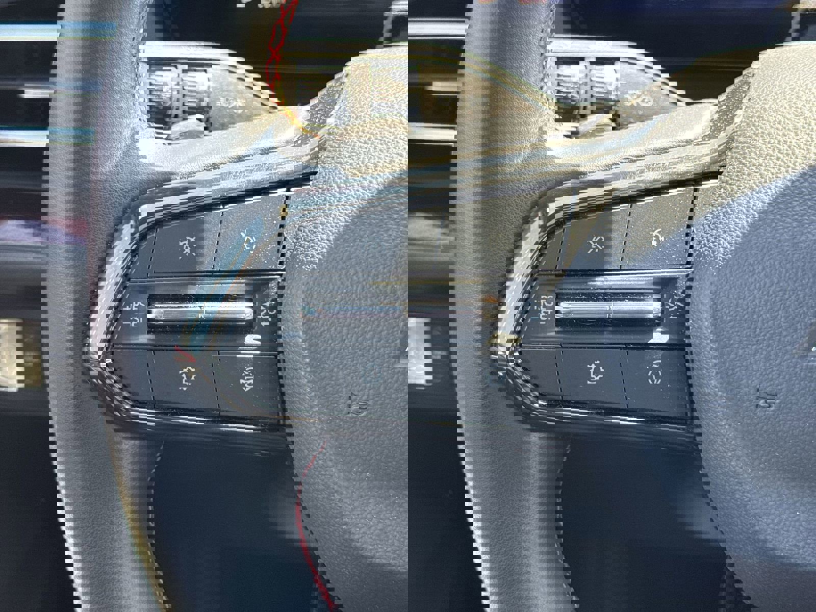 Used 2025 Chevrolet Traverse RS w/ LPO, Floor Liner Package image 19