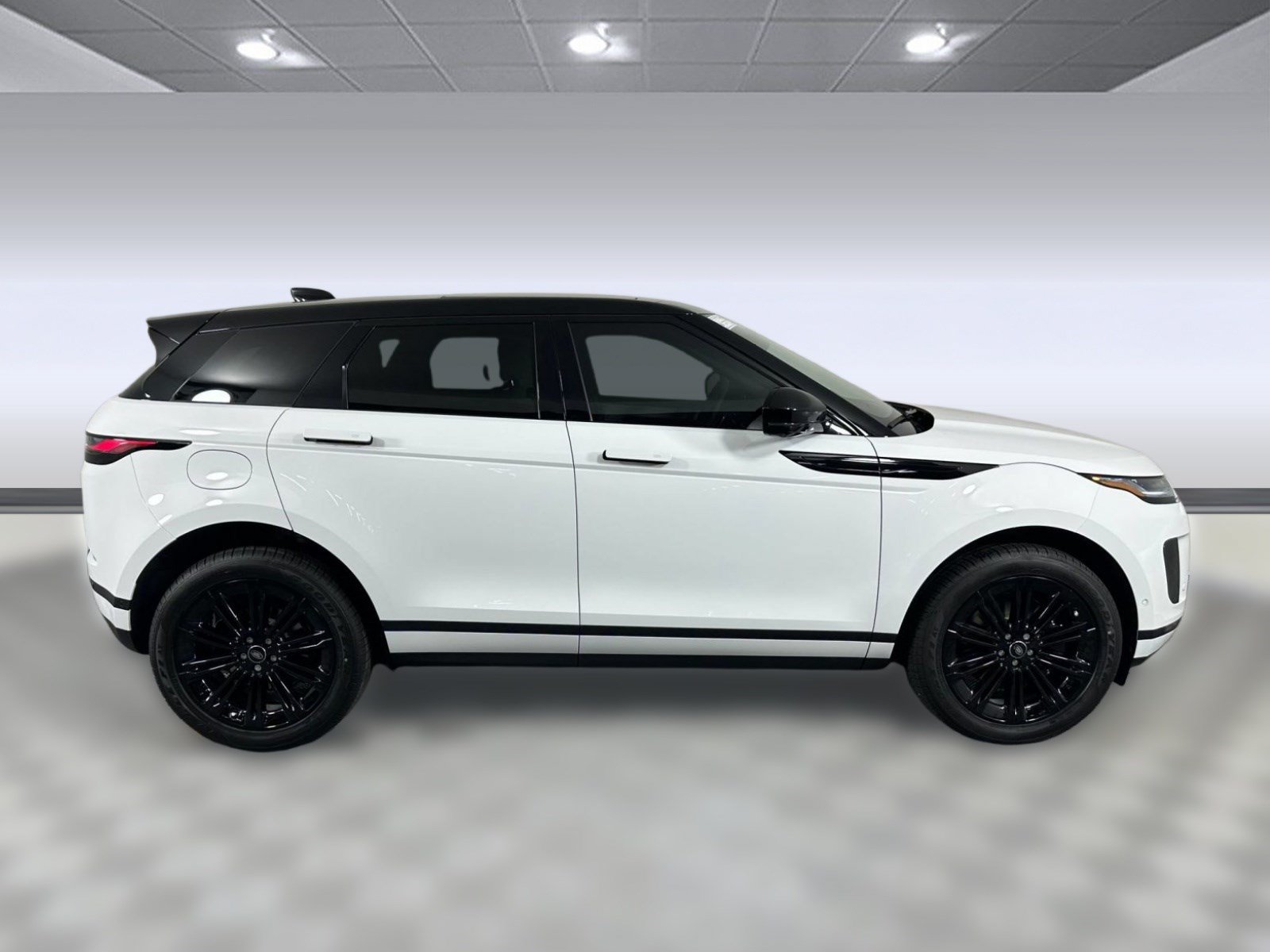 Used 2026 Land Rover Range Rover Evoque S AWD/4WD image 7