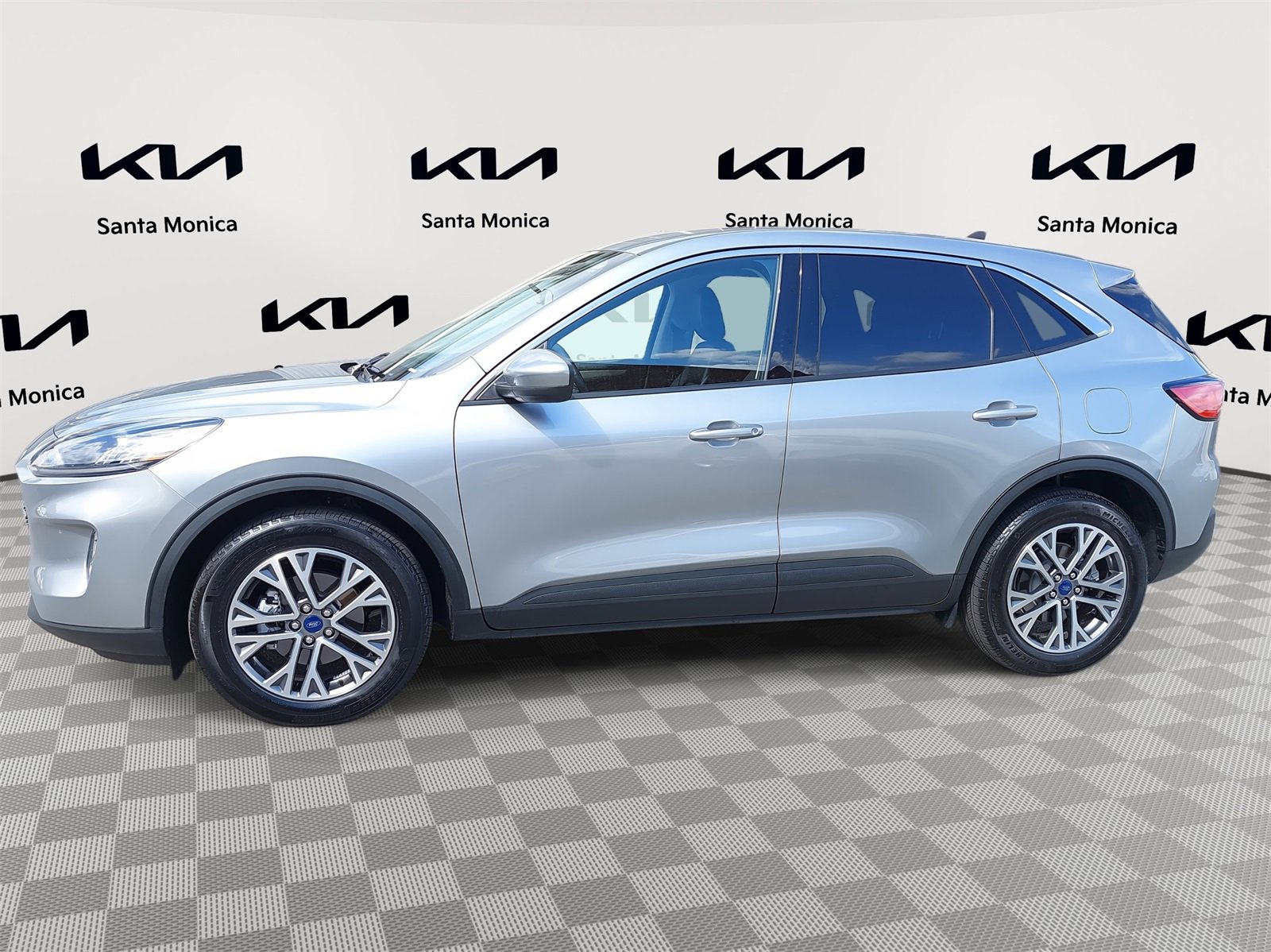 Used 2022 Ford Escape SEL image 8