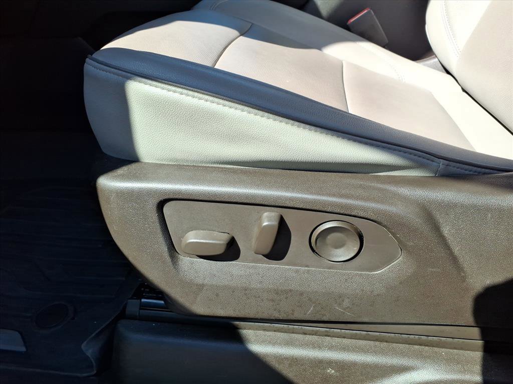 Certified 2023 GMC Yukon SLT image 9