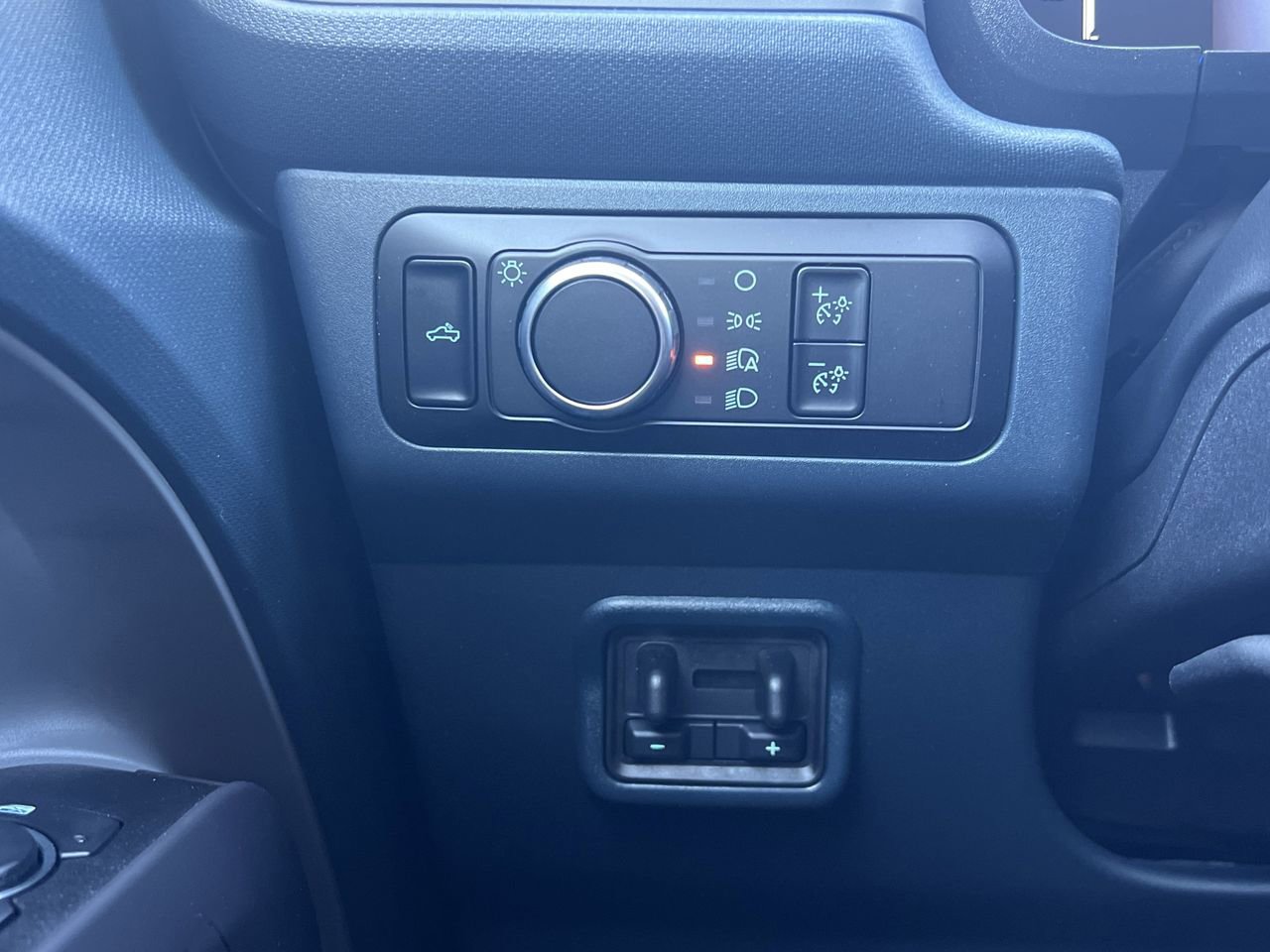 New 2026 Ford Maverick XL w/ 4K Tow Package image 13