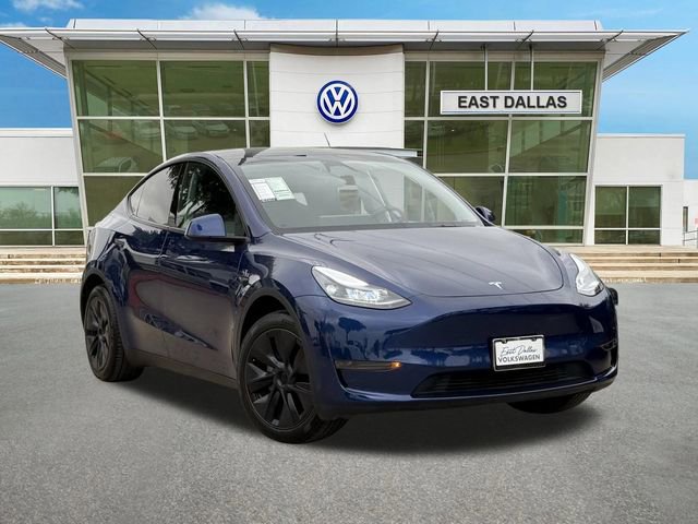 Used 2024 Tesla Model Y 2WD image 1