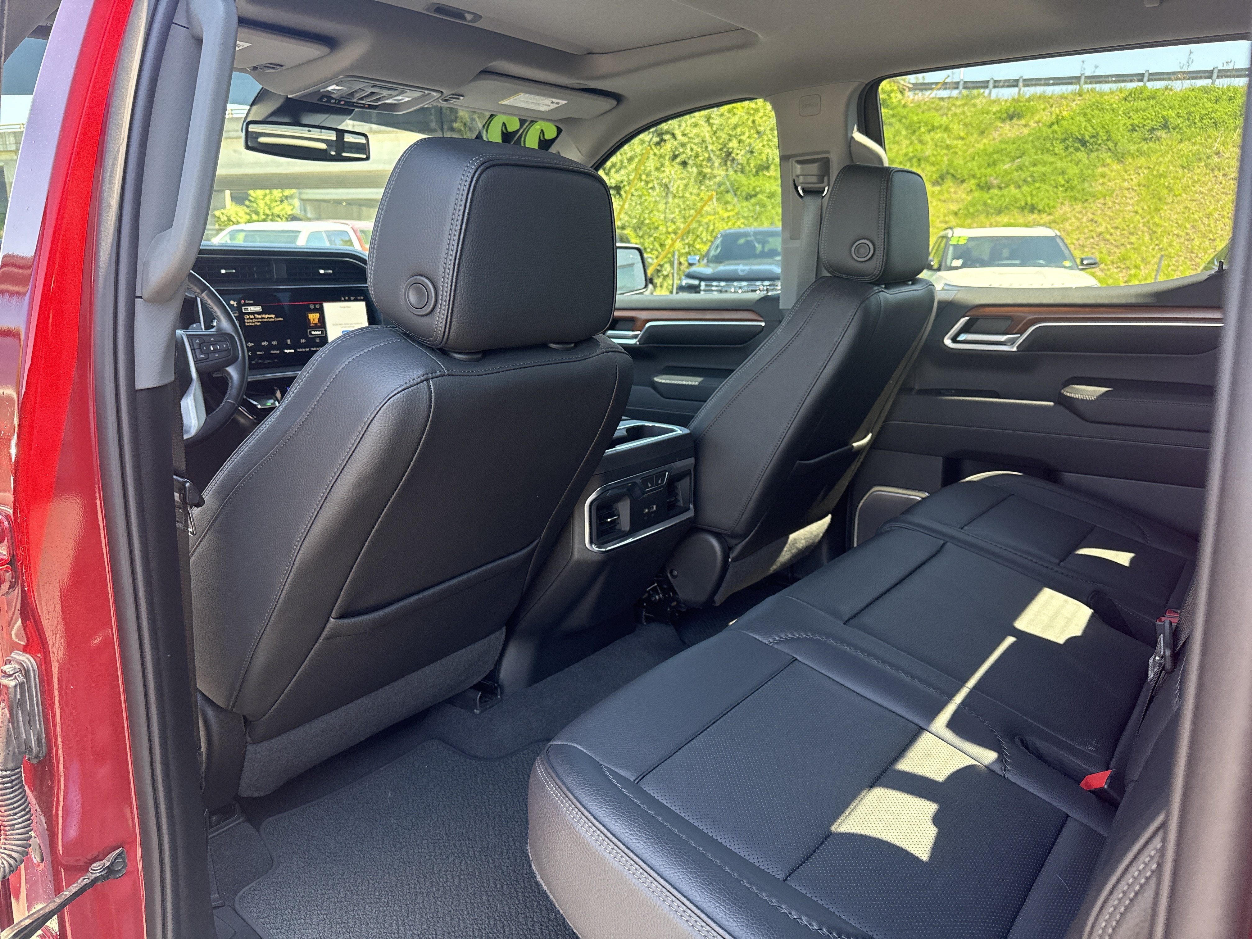Used 2022 GMC Sierra 1500 Denali AWD/4WD image 14