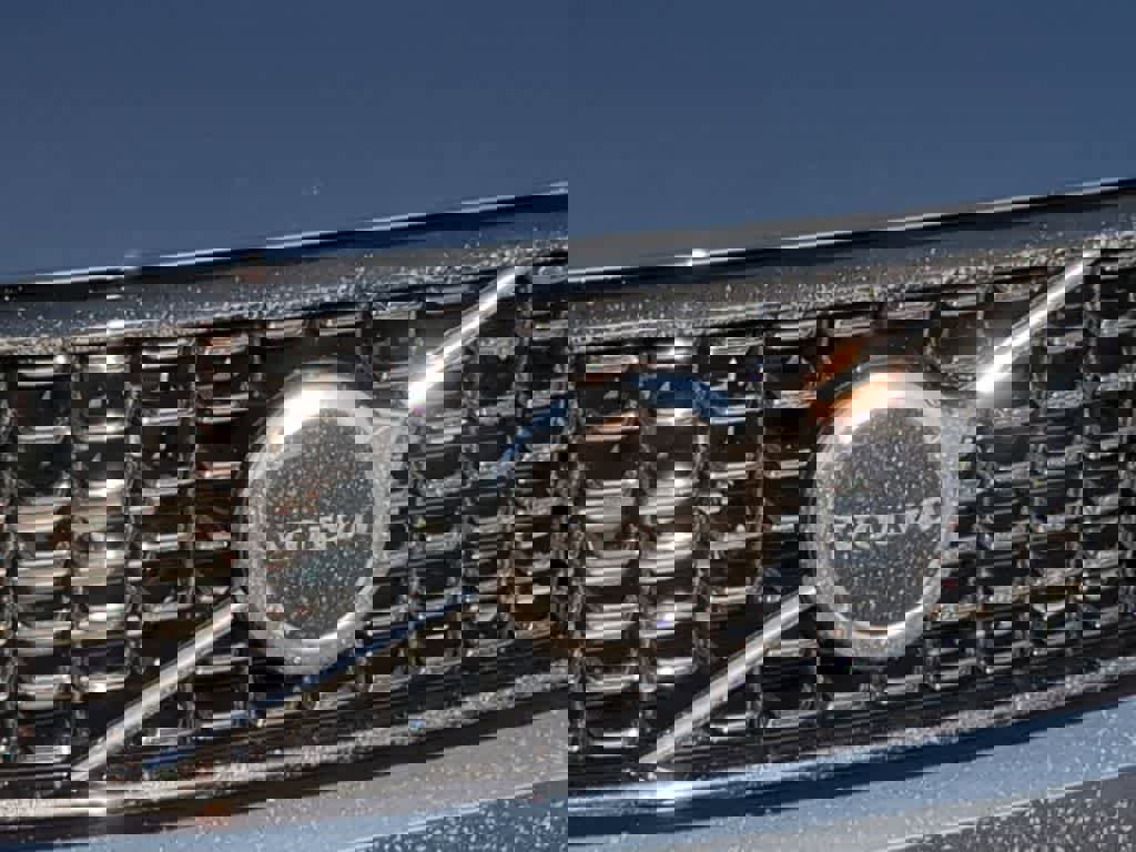 New 2026 Volvo XC40 B5 Core w/ Protection Package Premier image 11