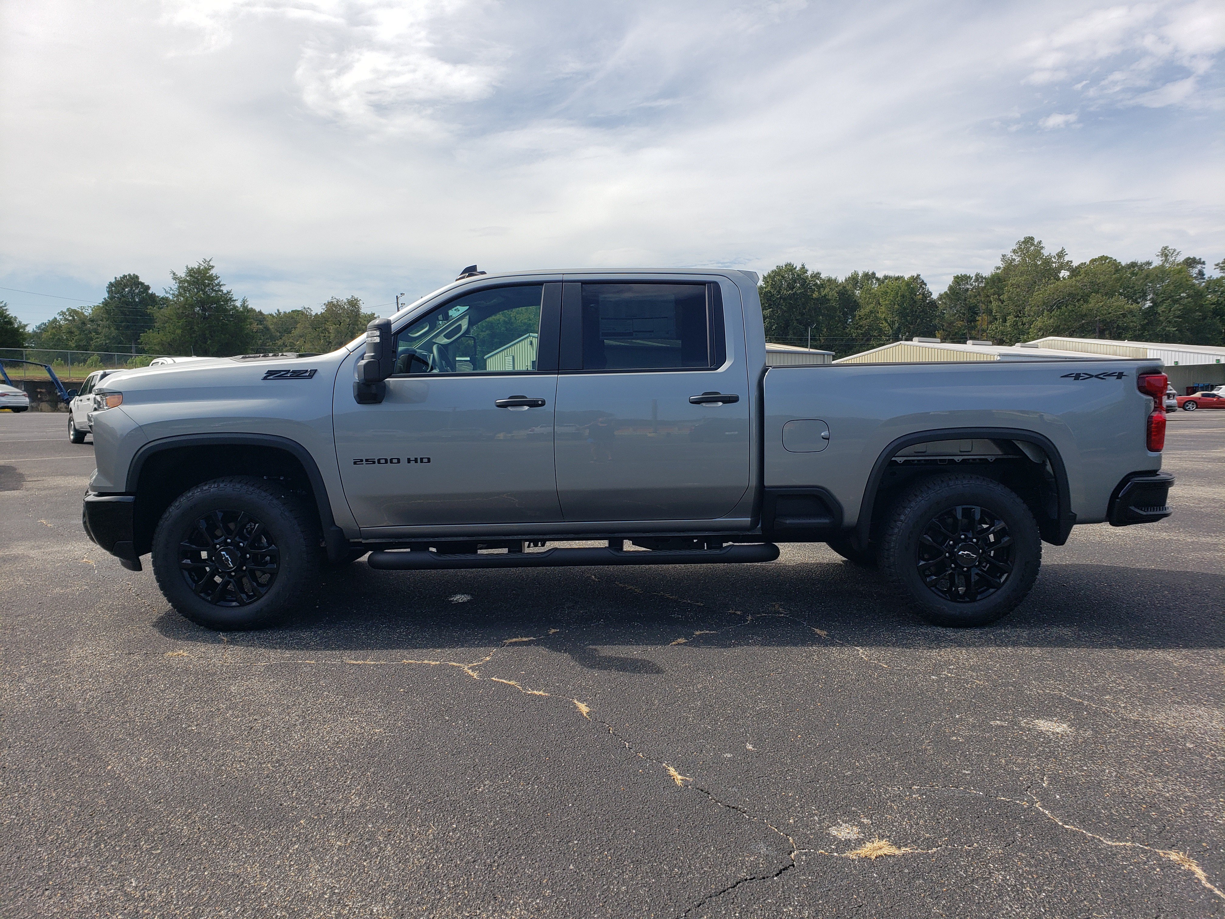 New 2026 Chevrolet Silverado 2500 Custom w/ Custom Value Package AWD/4WD image 6