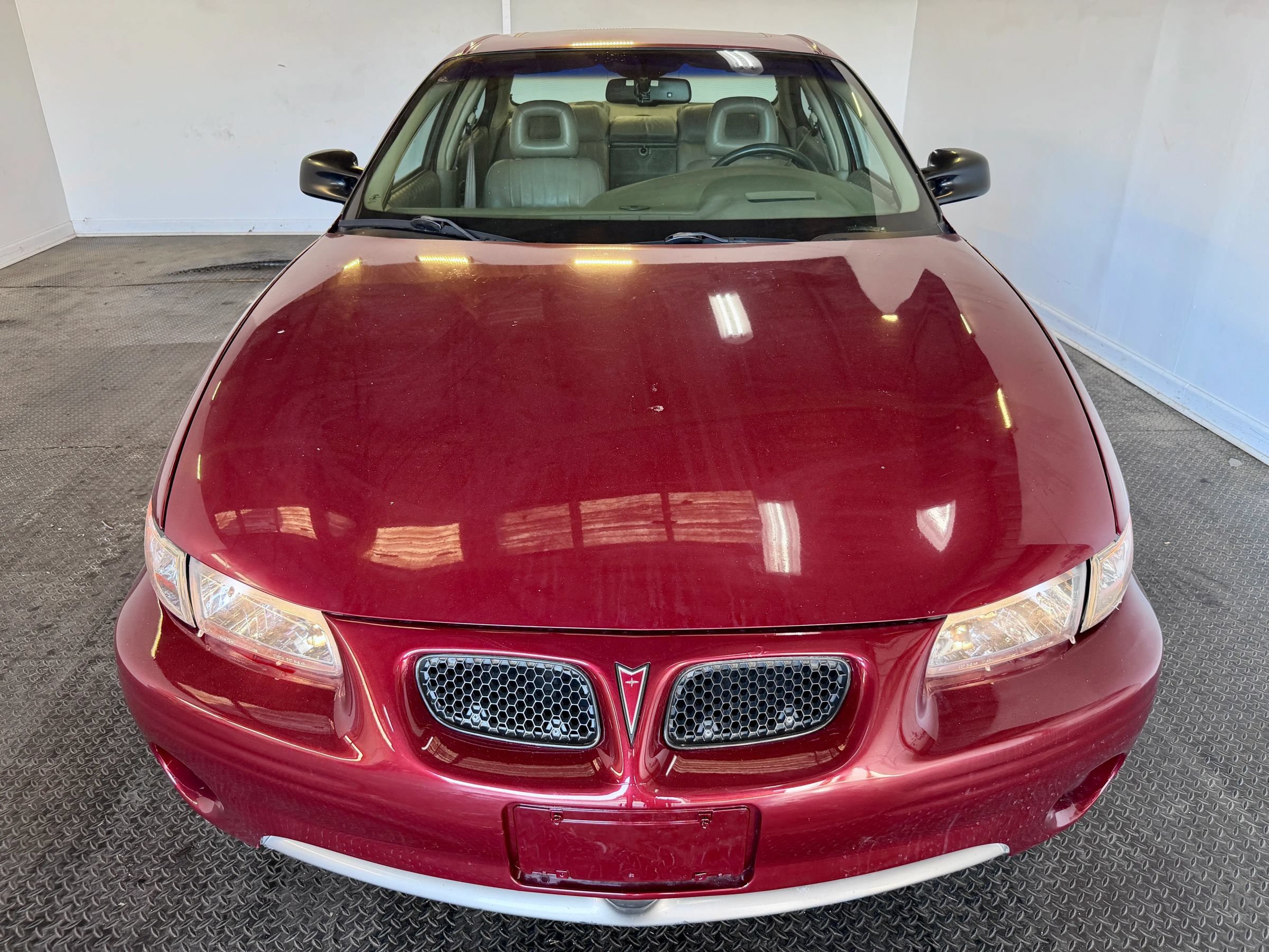 Used 2000 Pontiac Grand Prix GT w/ Opt Pkg FWD image 3