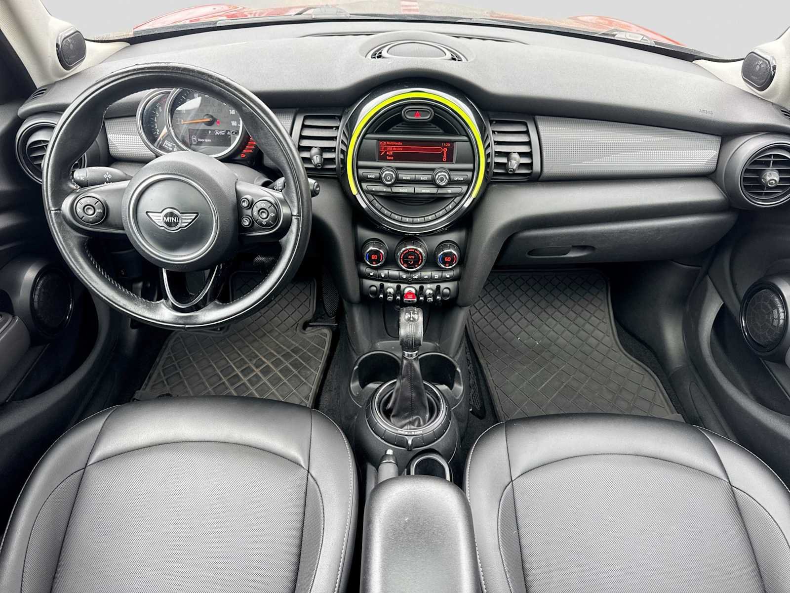 Used 2015 MINI Cooper 4-Door Hardtop FWD image 14