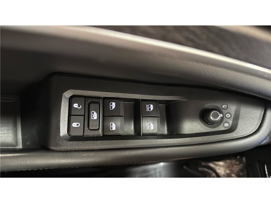 Used 2024 Jeep Grand Cherokee Limited 4xe AWD/4WD image 39