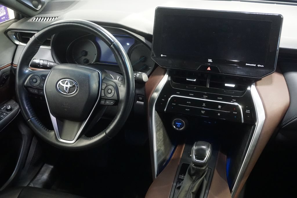 Certified 2022 Toyota Venza Limited AWD/4WD image 30