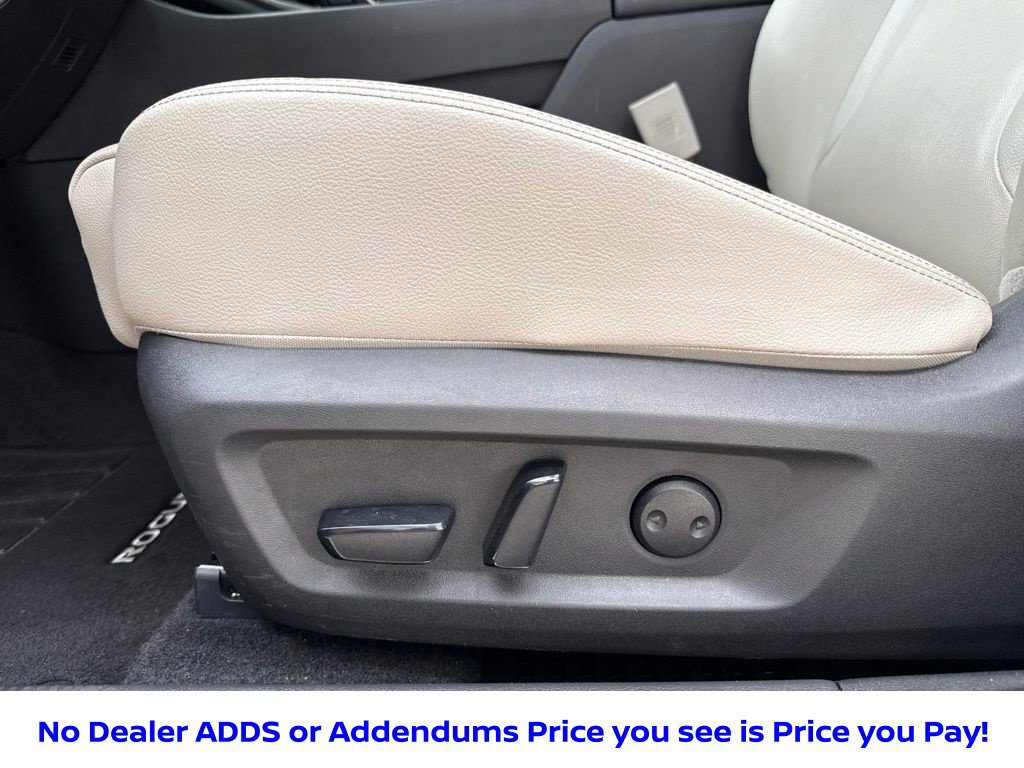 Certified 2025 Nissan Rogue SL AWD/4WD image 16