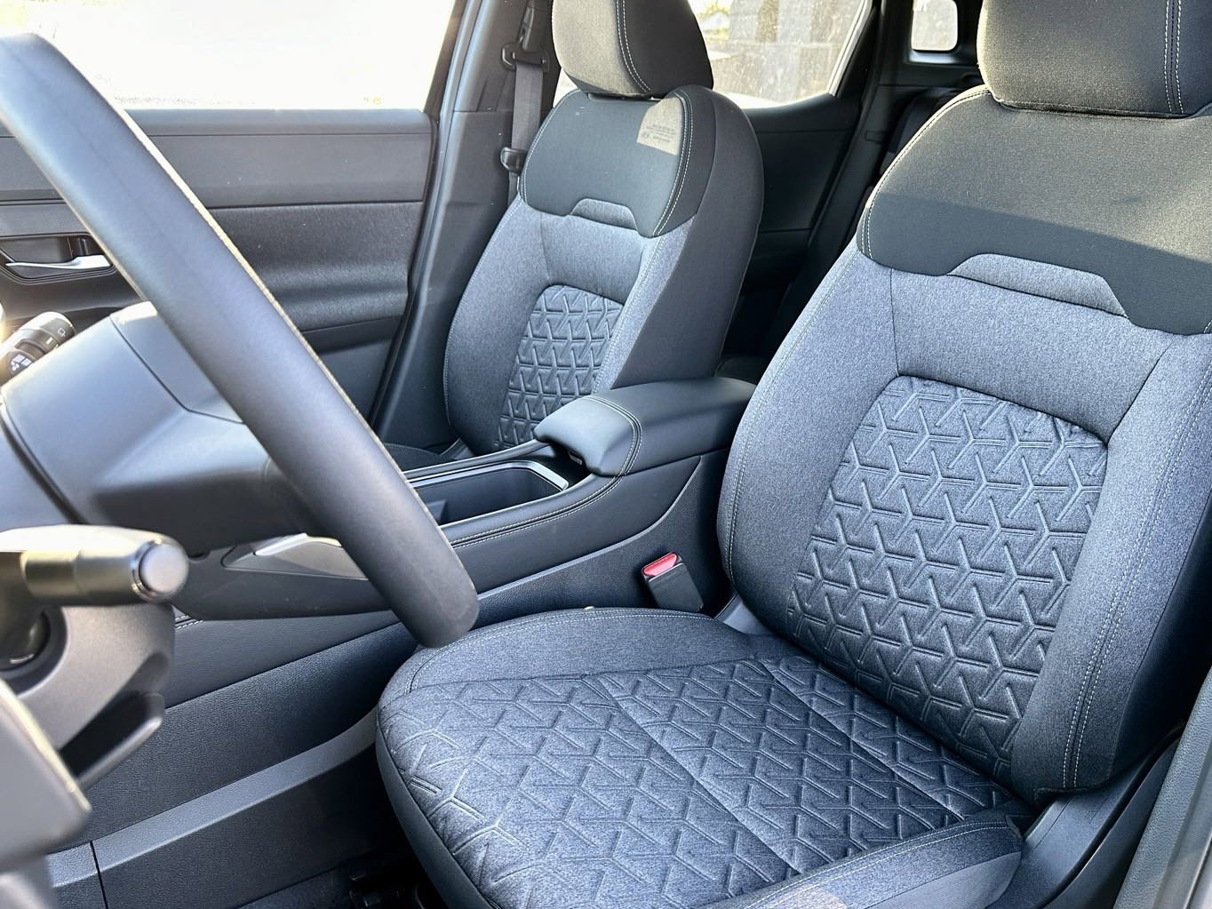 New 2025 Nissan Kicks SV image 14