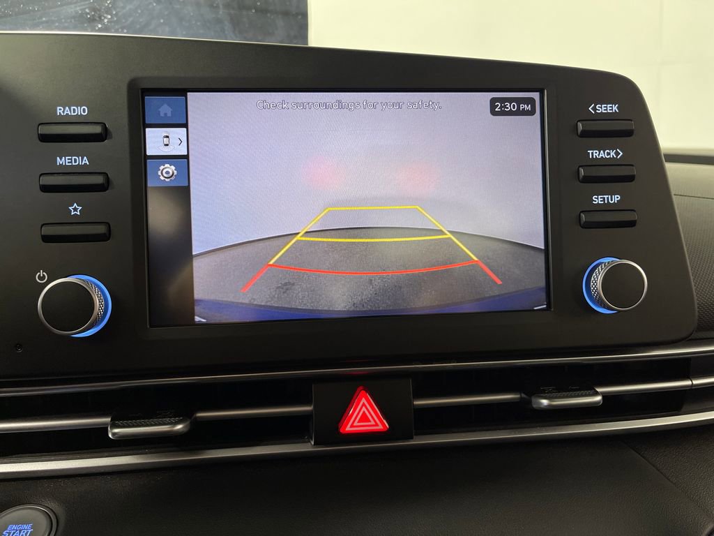 Certified 2025 Hyundai Elantra Blue FWD image 23