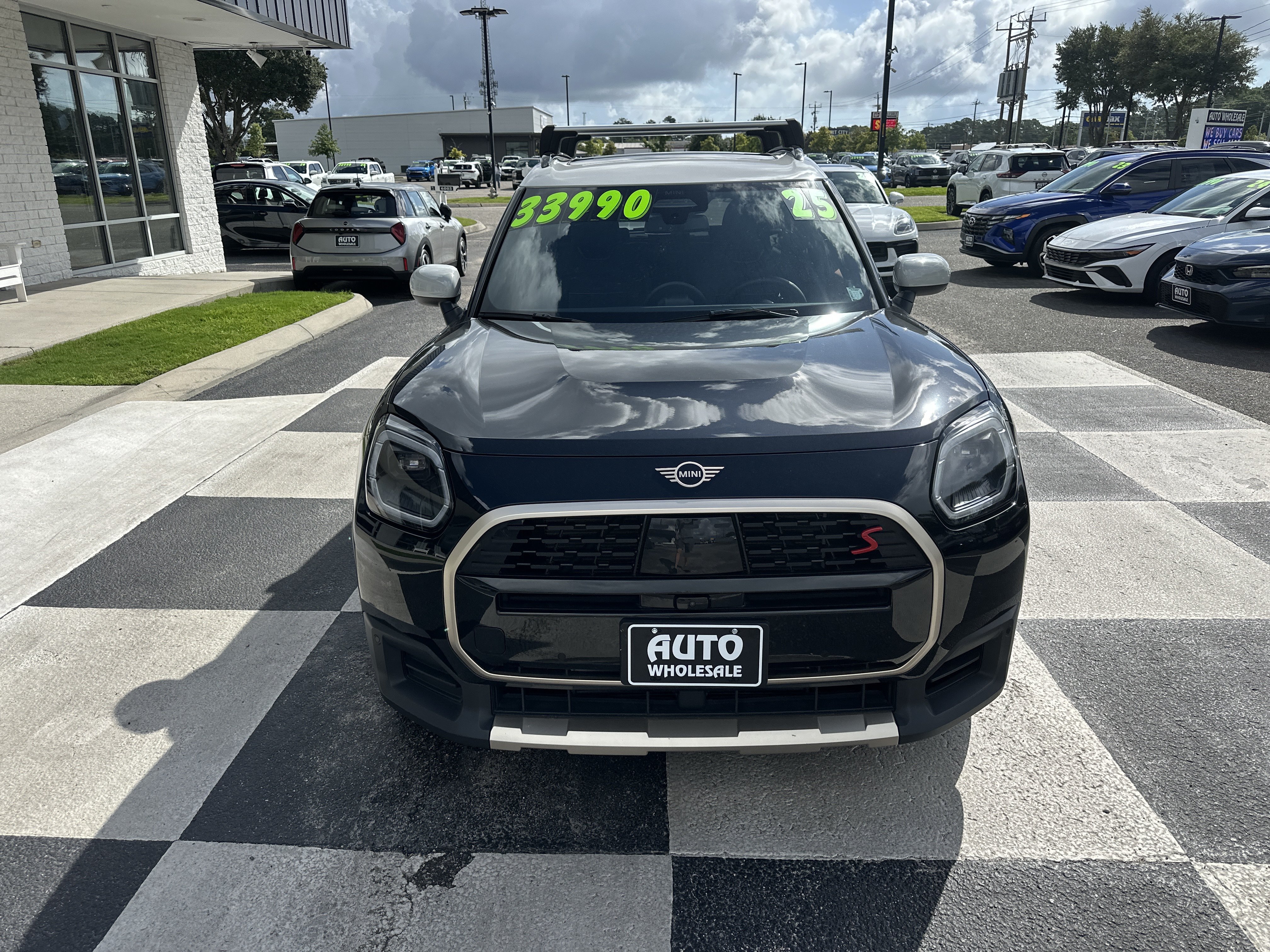 Used 2025 MINI Cooper Countryman S w/ Comfort Package Max AWD/4WD image 2