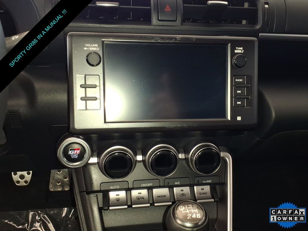 Used 2024 Toyota GR86 Premium image 19