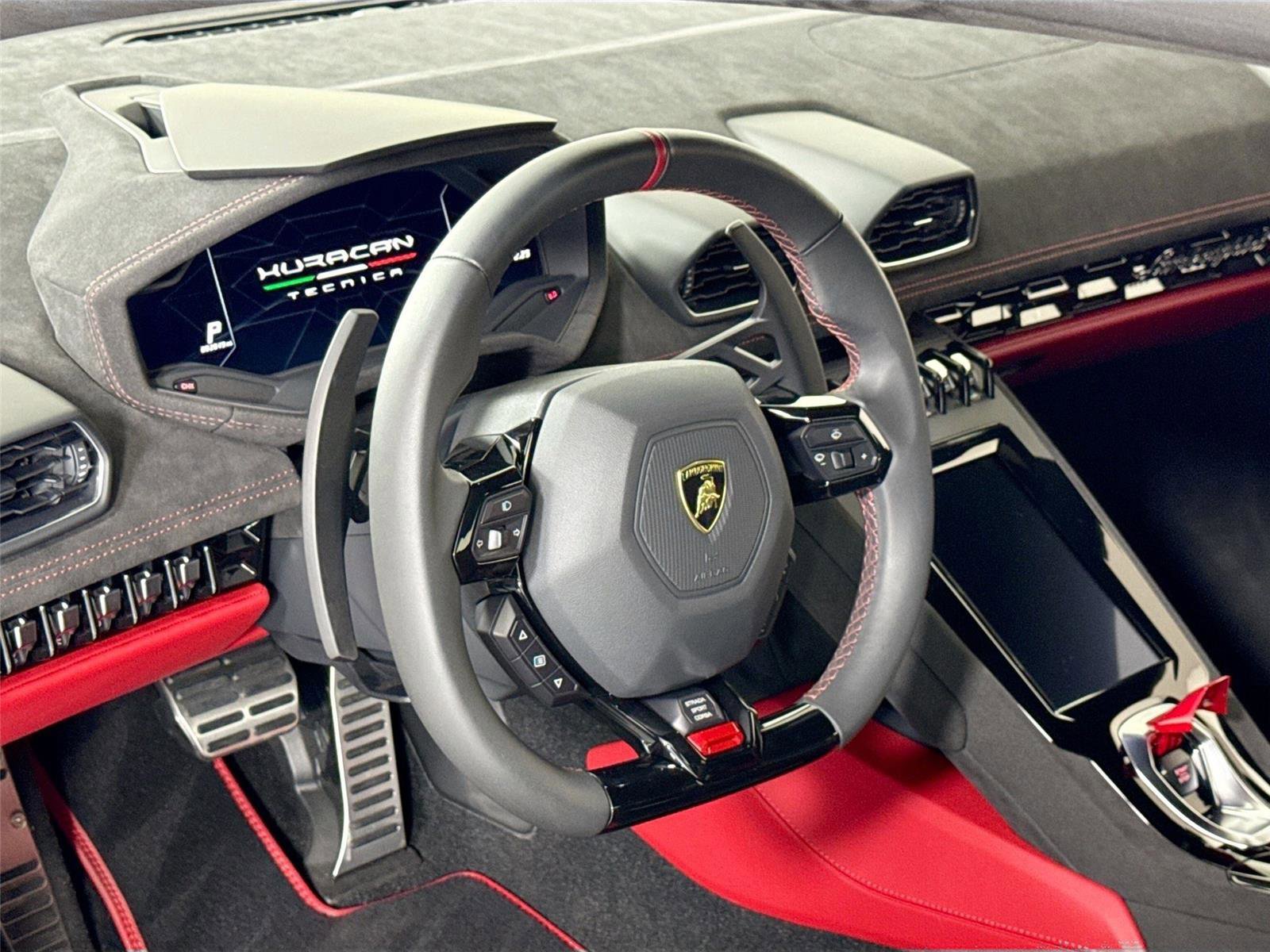 Used 2024 Lamborghini Huracan Tecnica RWD image 13
