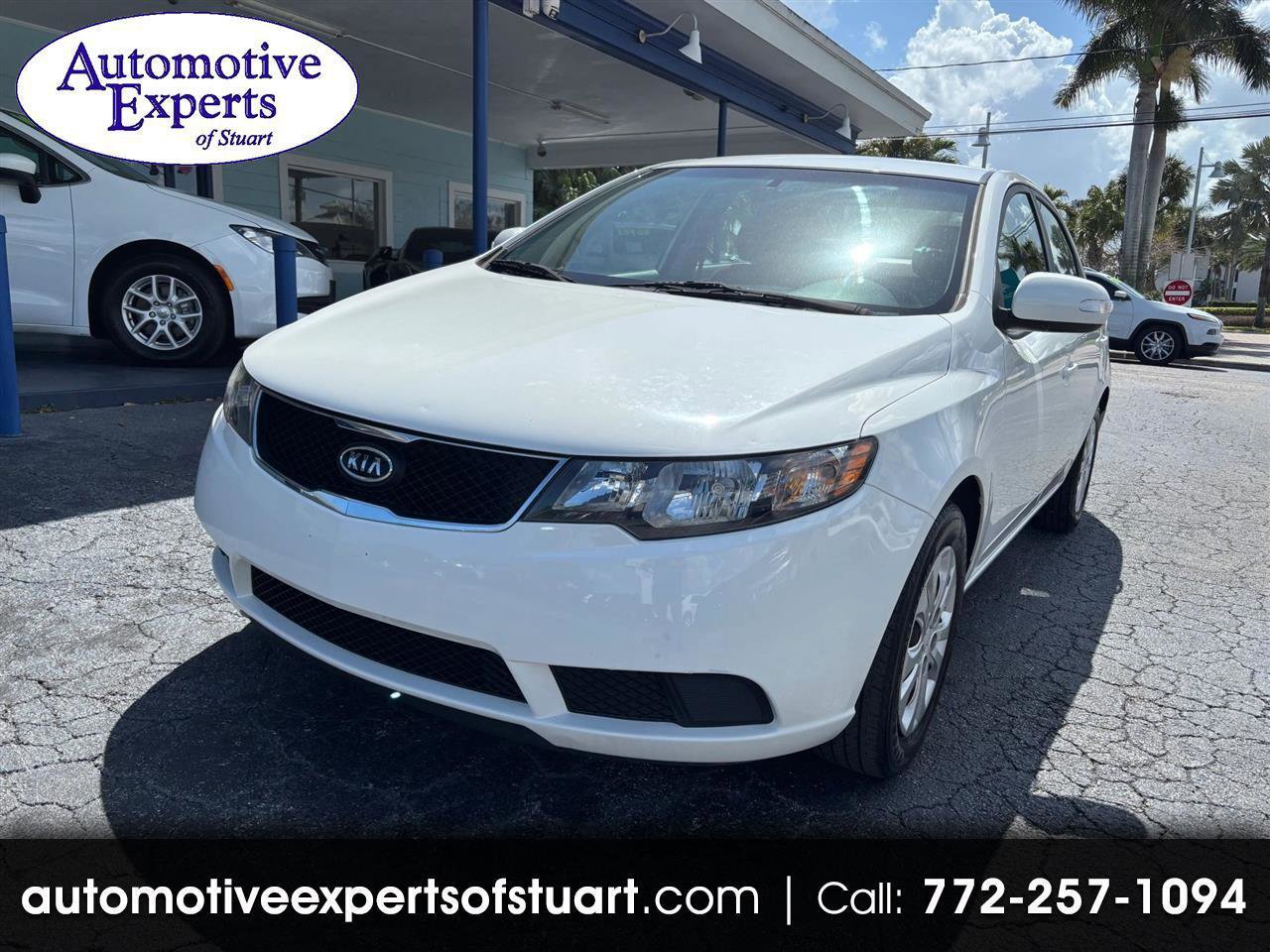 Used 2010 Kia Forte EX image 1