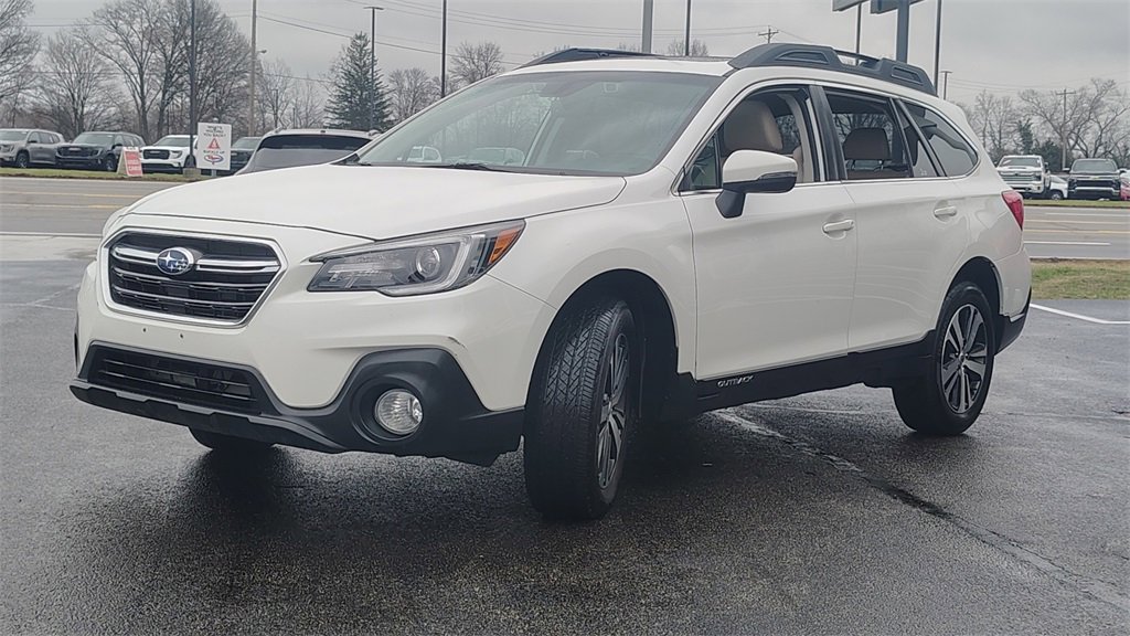 Used 2018 Subaru Outback 3.6R Limited image 6