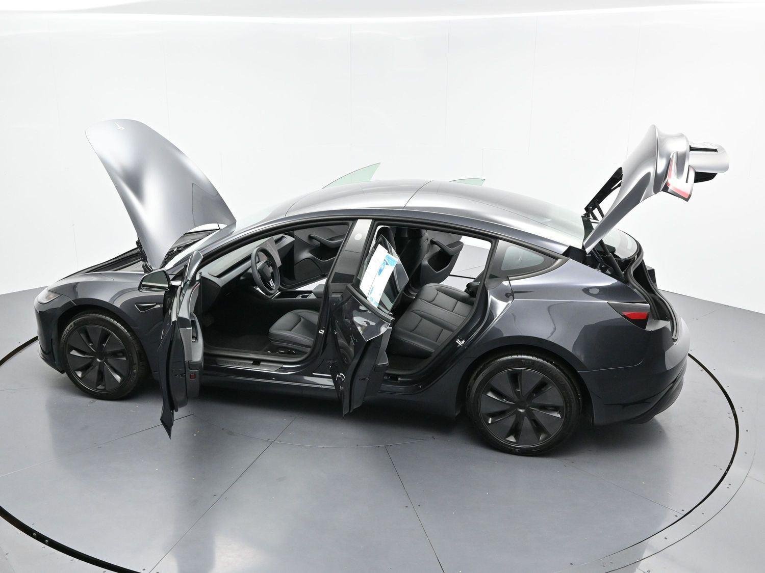 Used 2025 Tesla Model 3 Long Range RWD image 39