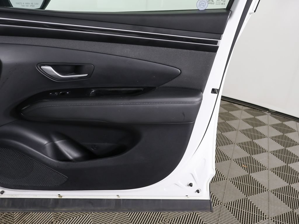 Certified 2024 Hyundai Tucson Limited AWD/4WD image 26