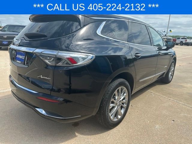 Used 2023 Buick Enclave Avenir AWD/4WD image 14