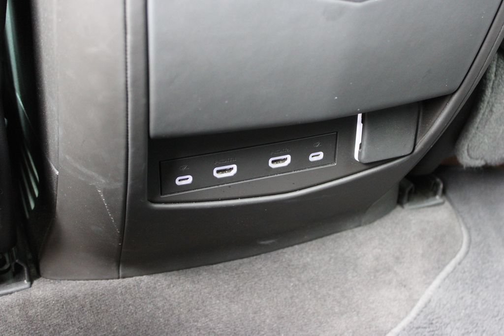 Certified 2022 Cadillac Escalade Sport Platinum AWD/4WD image 50