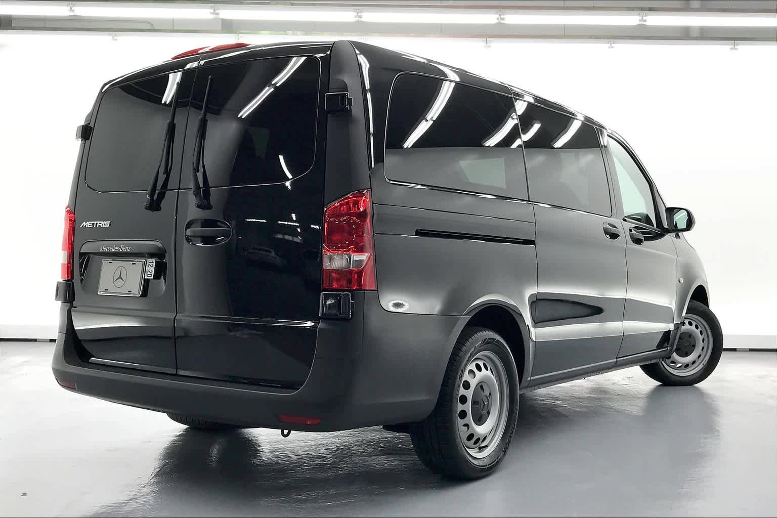 Used 2019 Mercedes-Benz Metris Passenger image 15