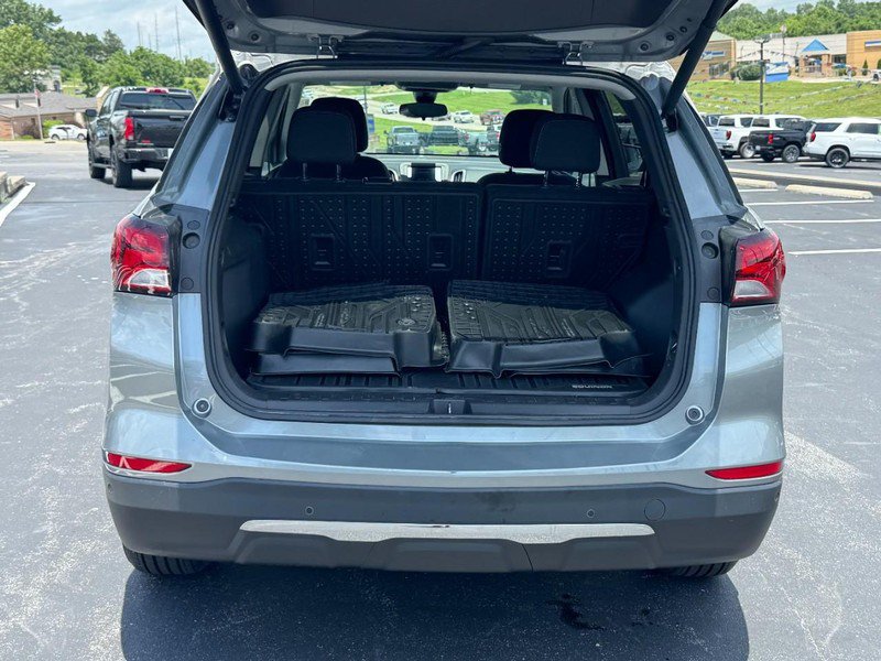 Used 2024 Chevrolet Equinox LT w/ LPO, Floor Liner Package FWD image 5