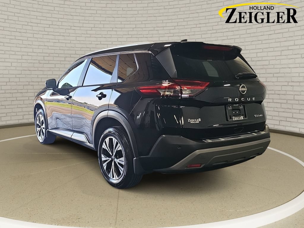 Certified 2023 Nissan Rogue SV w/ SV Premium B Package AWD/4WD image 7