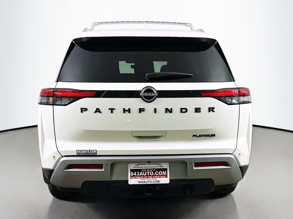 Used 2024 Nissan Pathfinder Platinum image 6