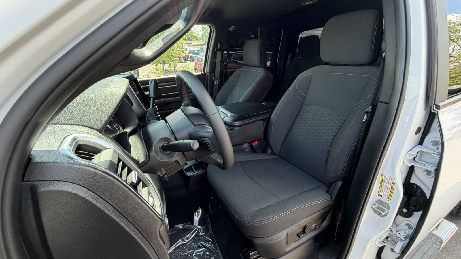 Used 2025 RAM 2500 Lone Star AWD/4WD image 12