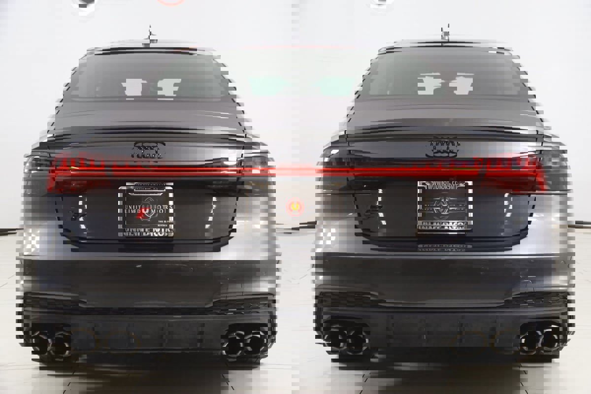 Used 2022 Audi S7 Prestige w/ Prestige Package image 53