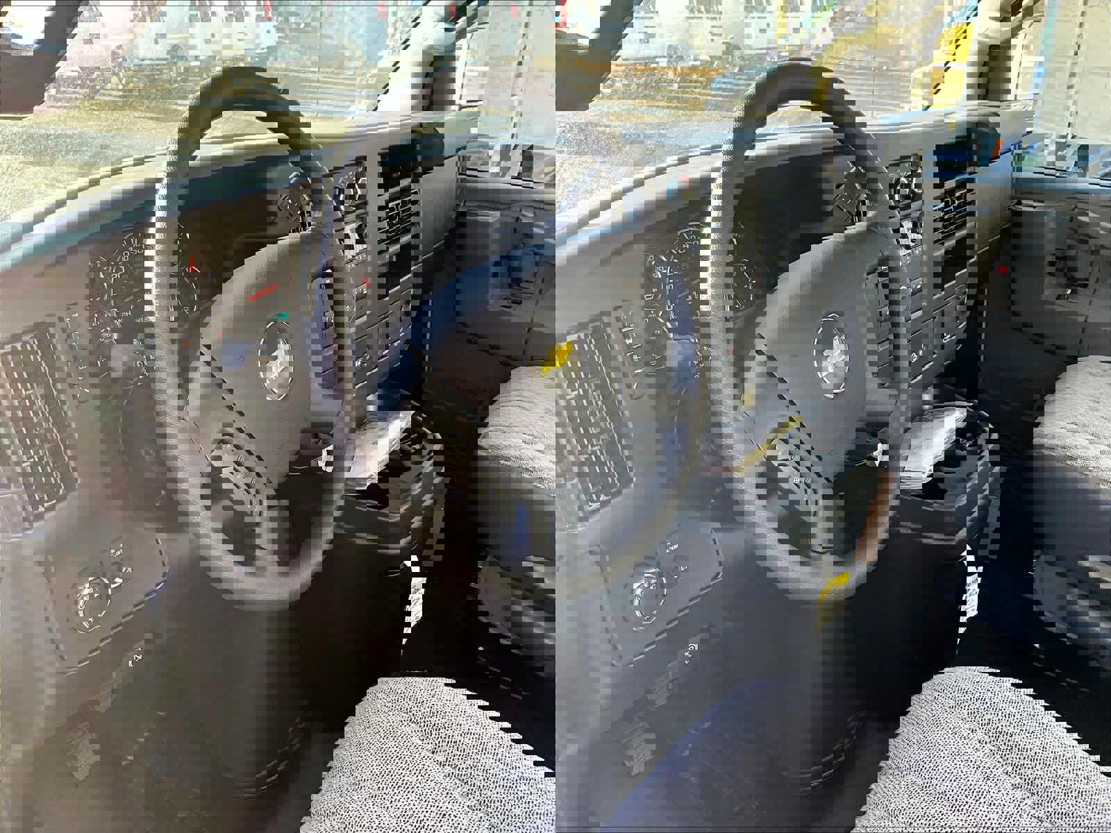 New 2025 Chevrolet Express 2500 w/ Driver Convenience Package image 9