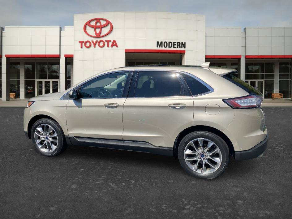Used 2018 Ford Edge Titanium w/ Equipment Group 302A AWD/4WD image 15