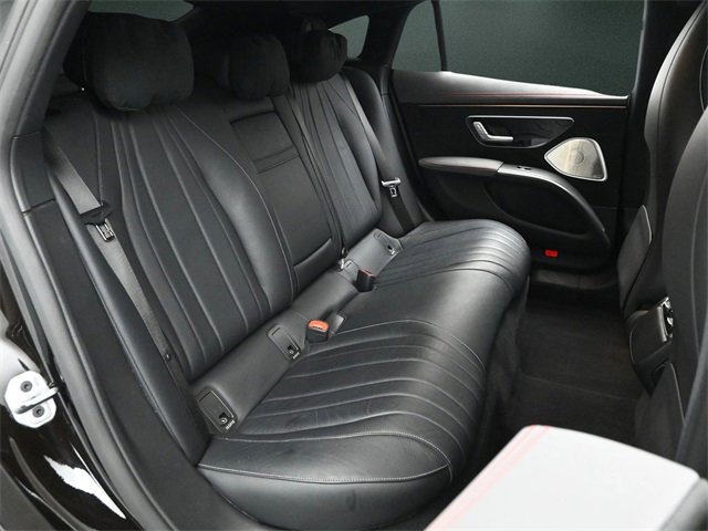 Used 2022 Mercedes-Benz EQS 580 4MATIC Sedan image 18