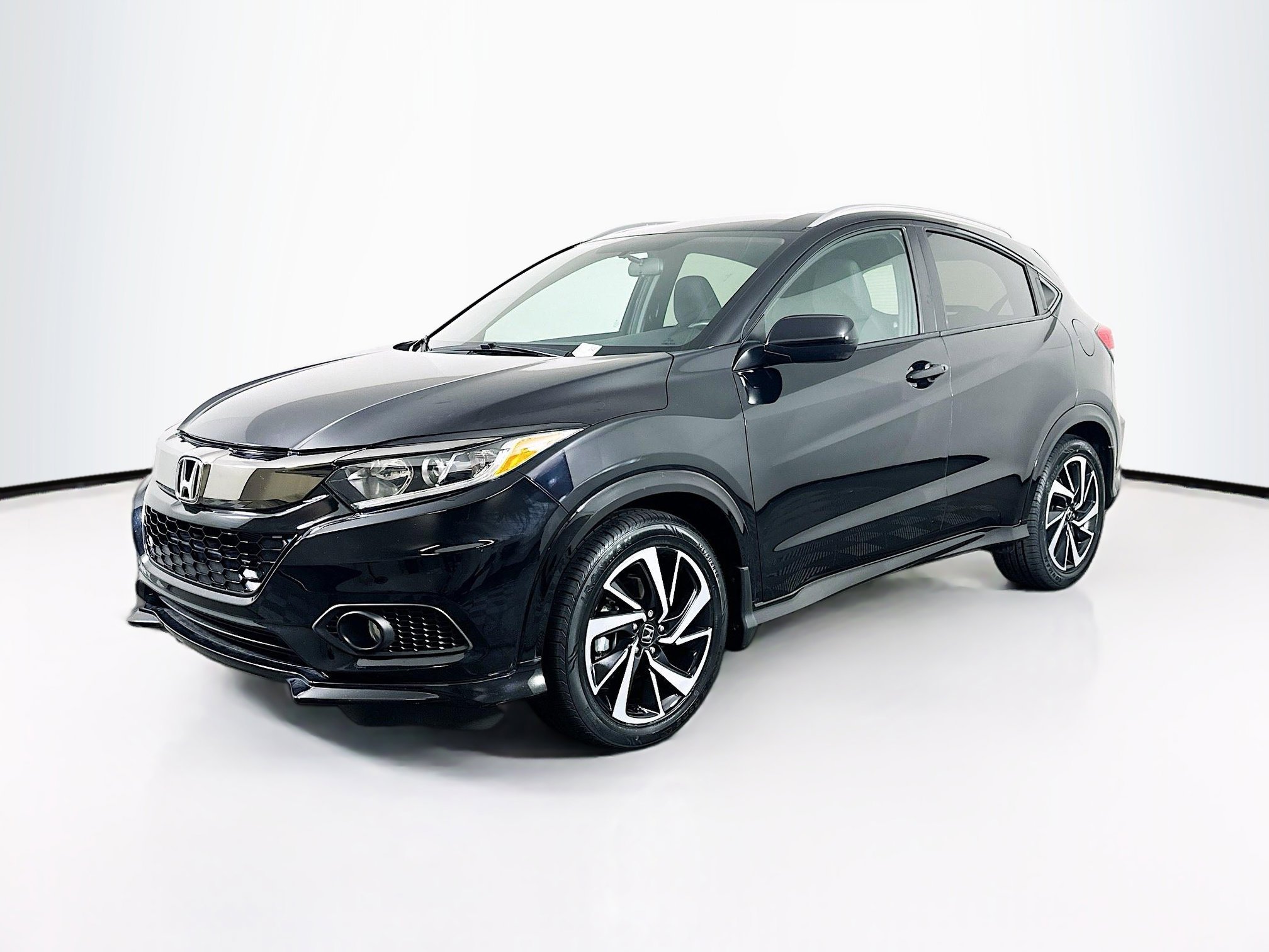 Used 2019 Honda HR-V Sport image 3