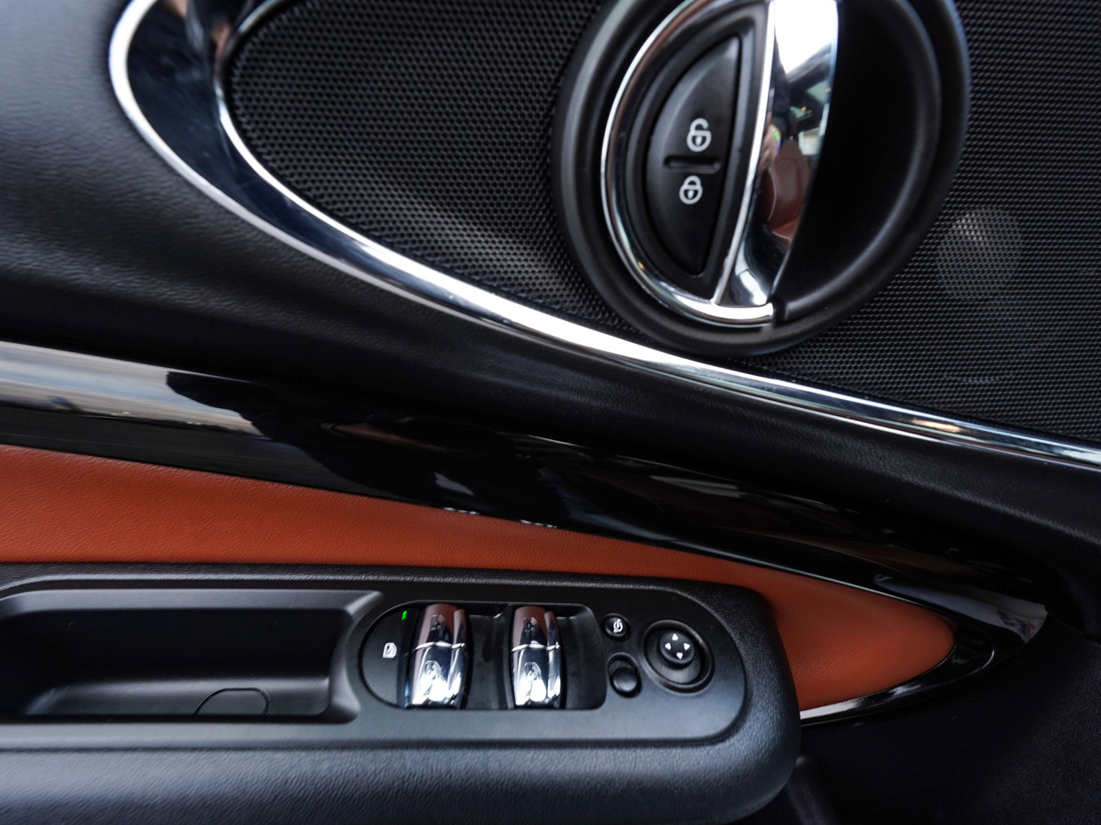 Used 2024 MINI Cooper Clubman S image 11