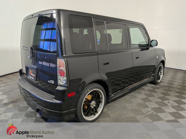 Used 2005 Scion xB FWD image 7